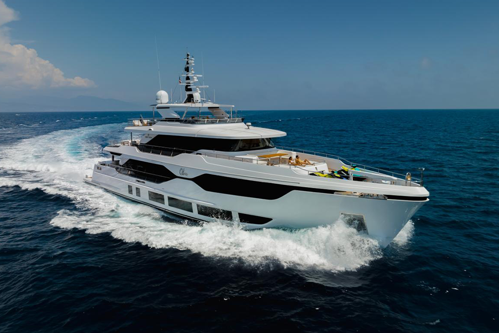 Luxury Yacht Charter Saint-Tropez Luxury Yacht Charter Saint-Tropez